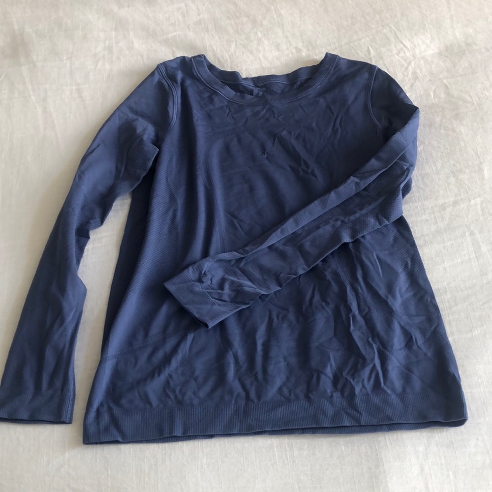 lululemon loose fit long sleeve swiftly